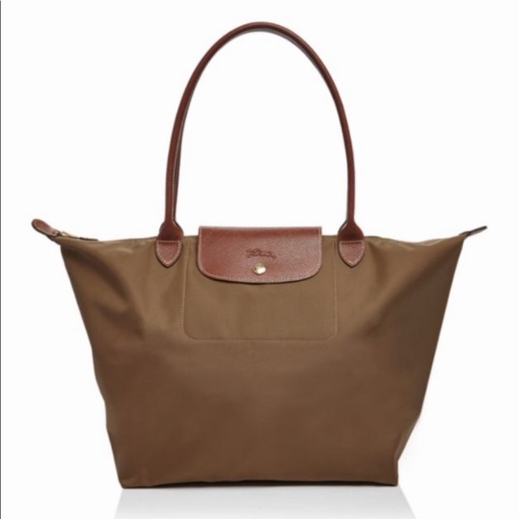 Longchamp Handbags - Longchamp Large Le Pilage Tote in Khaki Green/Gold